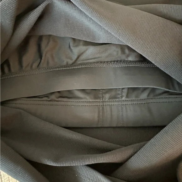 Two 32 Degrees Active Rib Bra Tank - Picture 10 of 10